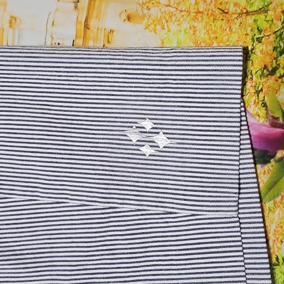 Jofit Pinstripe Chino Shorts Size 6 - Picture 2 of 5